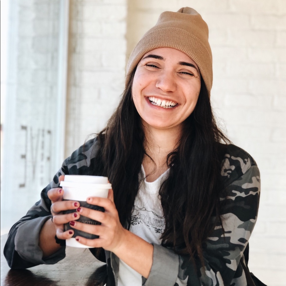 Meet your Posher, Maria
